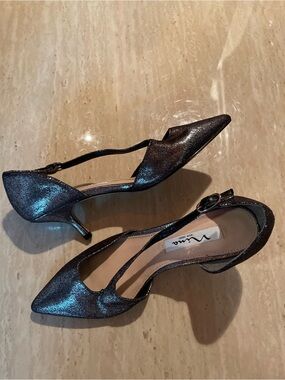 Nina NEW Metallic Gunmetal Pointed-Toe Kitten Heels